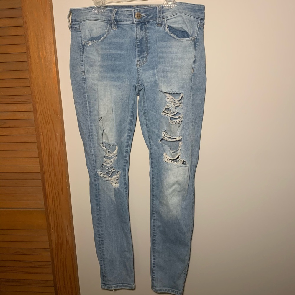 AE Ripped Super Stretch Jeans